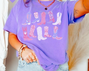 Cowboy Boot Shirt, Retro Country Shirt for Women, Cute Cowgirl Tshirt, Long Live Cowgirls Tee, Western Graphic Tee For Women, Gift For Her