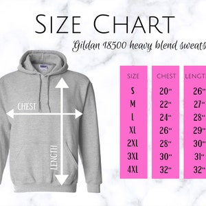 K&ouml;nnte beinhalten: Ein hellgraues Gildan 18500 Heavy Blend Sweatshirt mit Gr&ouml;&szlig;entabelle. Die Tabelle listet die Gr&ouml;&szlig;en S bis 4XL auf, mit Brustma&szlig;en von 51 cm bis 81 cm und L&auml;ngen von 66 cm bis 81 cm. Der Text "SIZE CHART" steht oben.