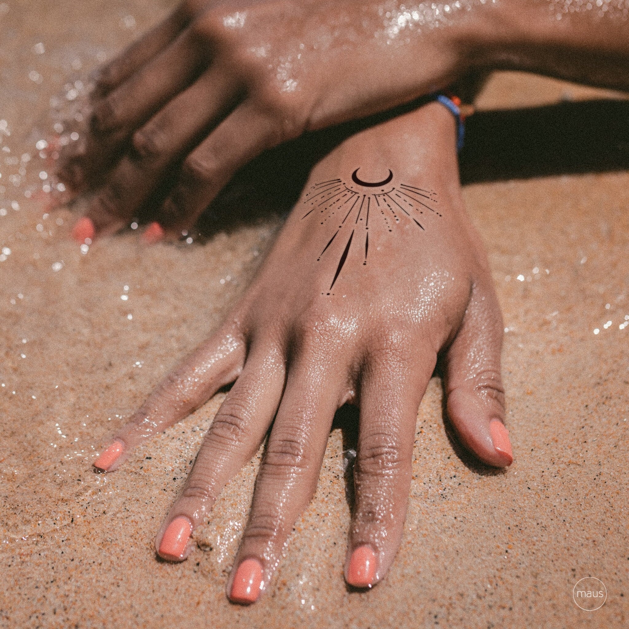Cute Dot Tattoos on Fingers: Tiny & Trendy