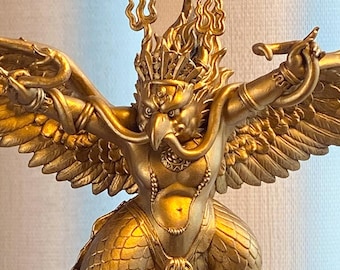 Lord Garuda King of Birds Statue. Lord Vishnu's Vahana (mount), (UV-resin 3D-print)