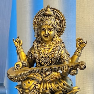 Statue of Saraswati, a.k.a. Gayatri, Sharada, Savitri, Brahmani, Bharadi, Vani, Vagdevi; goddess of Knowledge, Education, Wisdom and Arts