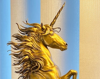 Unicorn (Monoceros) Statue, Mythical Beast in Ancient Europe, India, Babylon, China. (UV-resin 3D-print)