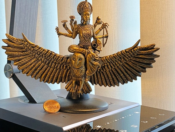 Laxmi Goddess of Wealth Statue Laxmi Goddess of Wealth Statue