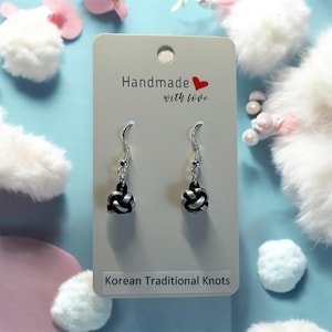 Unique earrings made with traditional Korean knotting