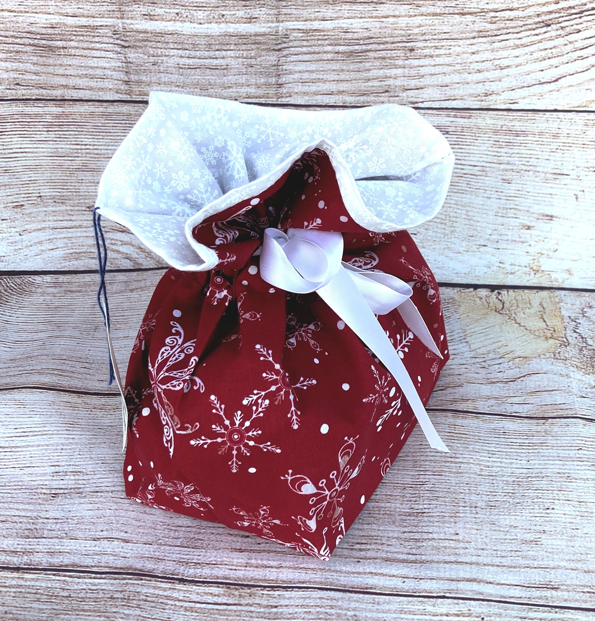 Reusable Cloth Gift Bag; Red-White Snowflake - Thumbnail 3