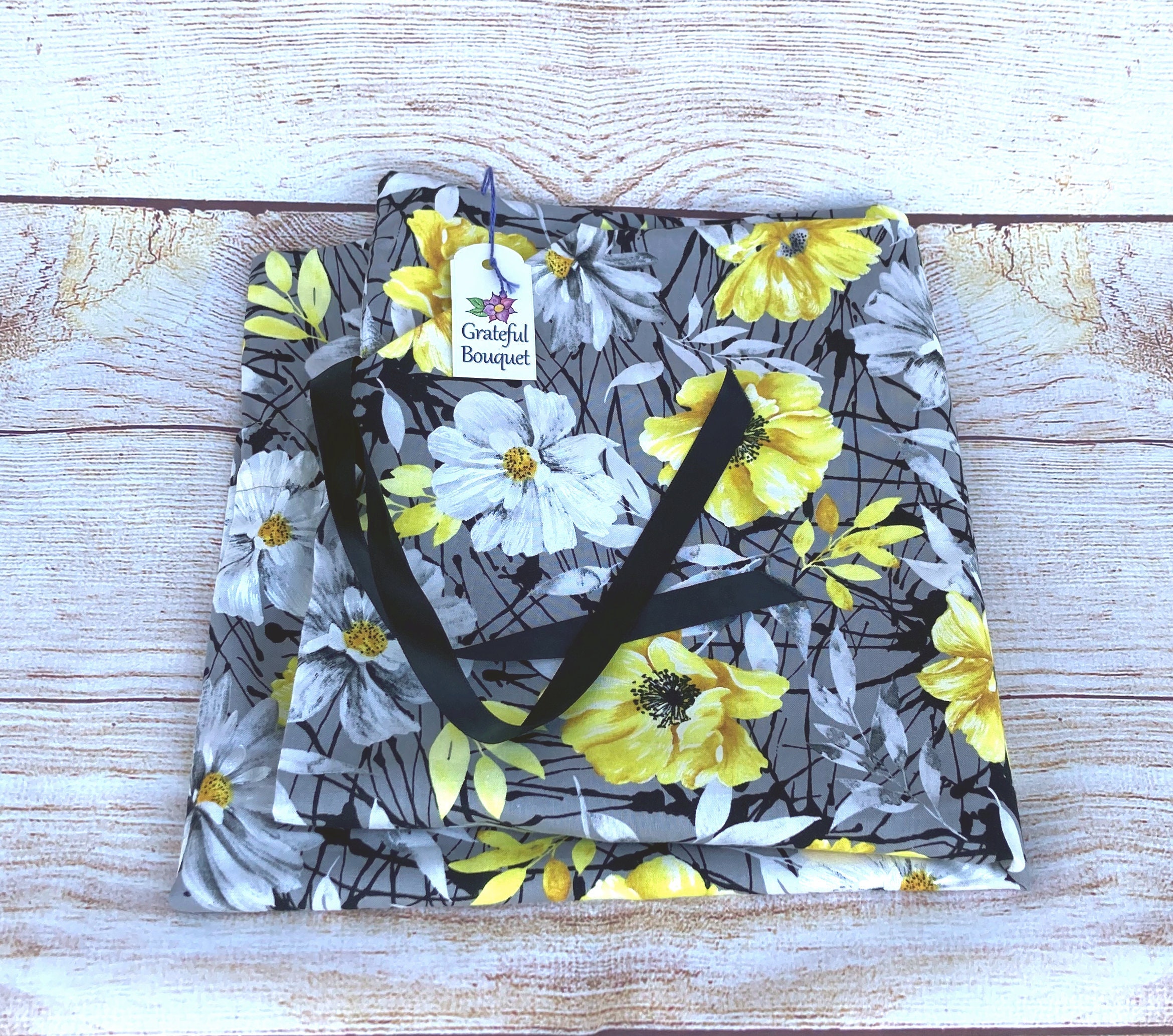 Reusable Cloth Bag; Yellow-Flowers, Gray, Black. Large/Small. - Thumbnail 4