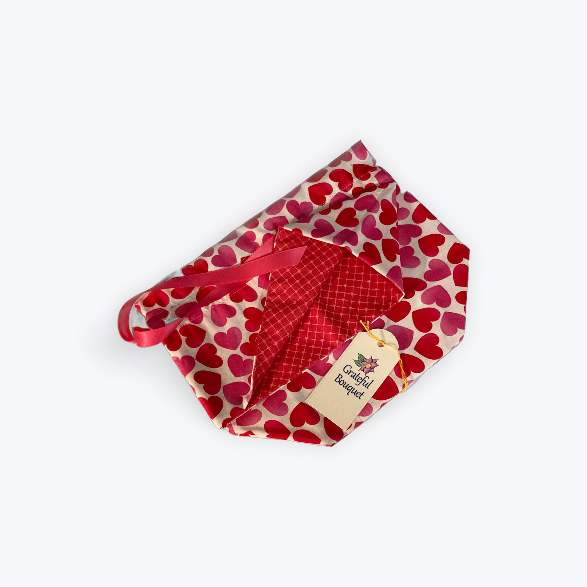 Reusable Cloth Gift Bag; White Red-hearts, Phat-Qtr size - Thumbnail 3