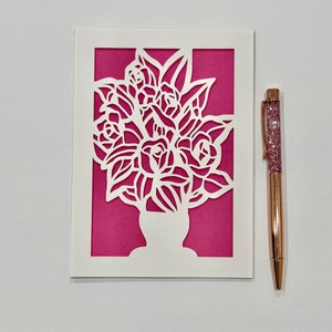 Carte de rose fleurie du mois de naissance de juin, carte d'anniversaire de 15 ans, carte de rose florale pour anniversaire, voeux de bouquet de roses, anniversaire de fleurs roses