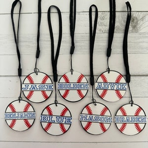 Baseball Taschenanhänger, personalisierter Baseball Taschenanhänger, Sportteam Geschenk, Saisonende Geschenk, Acryl Taschenanhänger, Strandtasche, Taschenanhänger, Baseball Quaste