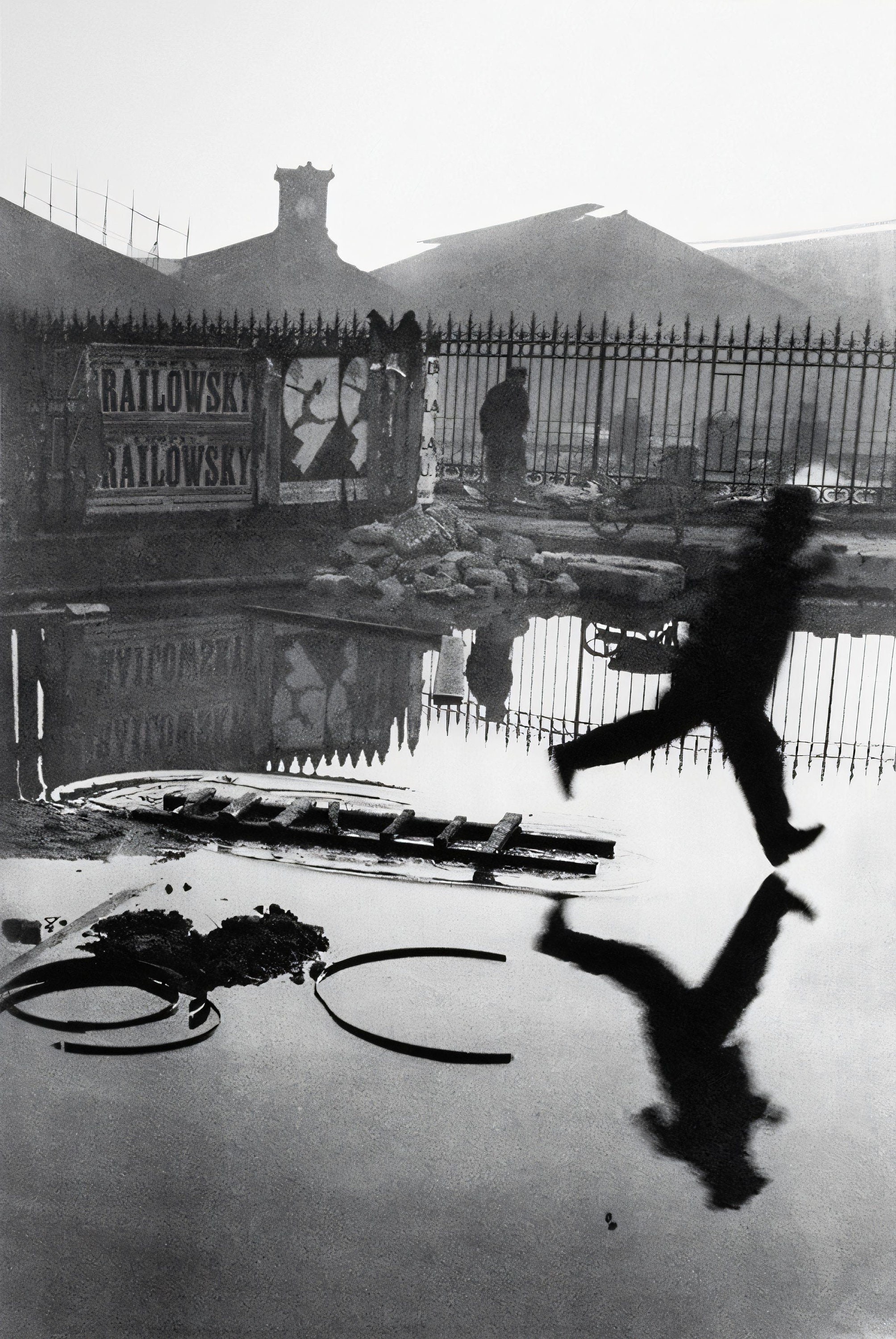 Man Leaping Over a Puddle - Henri Cartier-bresson - Canvas