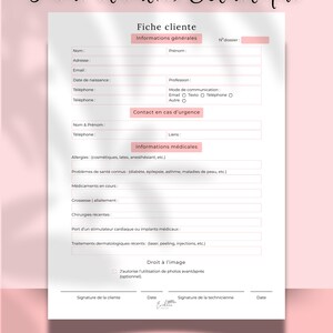 Peut inclure: Formulaire de prise en charge client(e) esthétique, rose et blanc. Il comprend des sections pour les informations générales, les contacts d'urgence, les informations médicales et les droits à l'image. Police d'écriture décorative et logo en bas.