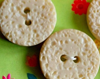 Vintage Buttons, White, 20mm, 2 hole, flat, Set of 8