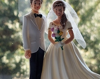 Décoration de gâteau de mariage sur fil long, couple caucasien, vintage des années 1990