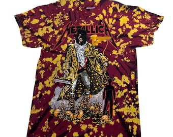 METALLICA Unforgiven Reverse-Dye Röd och Guld Tie-Dye T-shirt - Officiellt Licensierad - Vuxenstorlekar