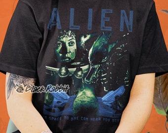 Alien In Space No Once Can Hear You Scream 1979 Retro Sci-Fi Horror Unisex Classic T-Shirt