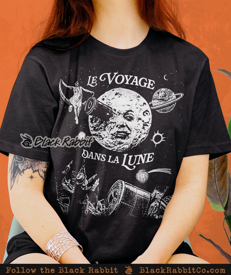 A Trip To The Moon Le Voyage Dans La Lune 1902 Silent Film Unisex Classic T-Shirt image 1