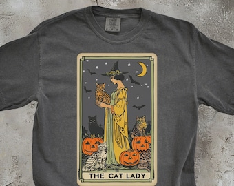 Comfort Colors® Cat Lady Tarot Card Shirt, Halloween Party Tshirt for Women, Spooky Witch T-shirt, Scarry Cat Tee, Occult Kitten Gift