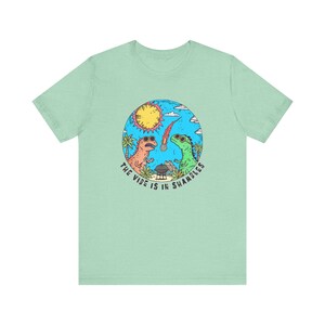The Vibe ist in Shambles Shirt, lustigem Meme Shirt, 90er Jahre Y2K Dinosaurier Retro Design T-Shirt Heather Mint