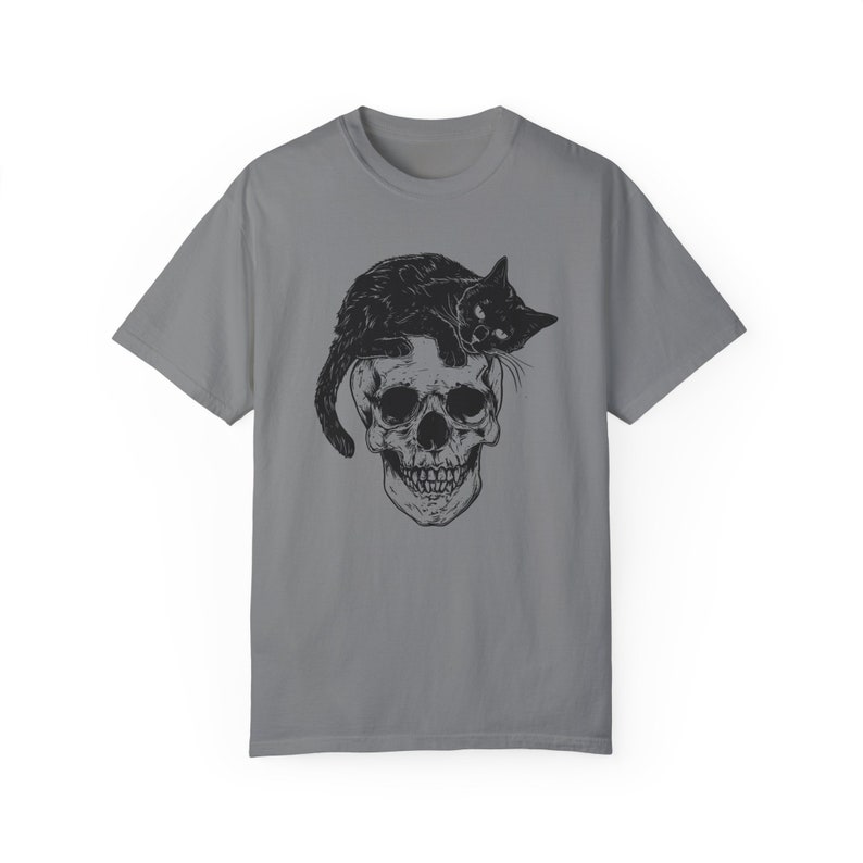 Camiseta con calavera de gato, camiseta gótica, camiseta retro vintage, para amantes de los gatos, camiseta oscura, camiseta desgastada, regalo para amantes de los gatos, camiseta Comfort Colors Grey
