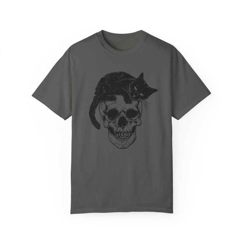 Camiseta con calavera de gato, camiseta gótica, camiseta retro vintage, para amantes de los gatos, camiseta oscura, camiseta desgastada, regalo para amantes de los gatos, camiseta Comfort Colors Pepper