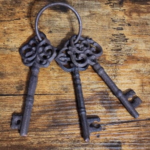 Vintage Cast Iron Keys Set Home Decor Piece