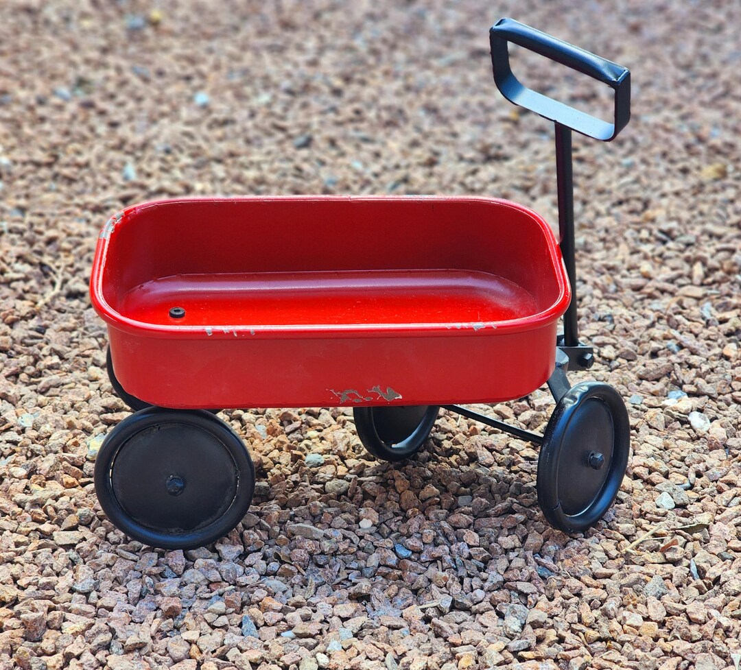 Vintage Red Metal Wagon Garden Decor Etsy