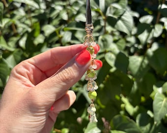 Mini Fairy Keychain Clip: Beaded Jewelry Helper
