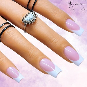 White French Tip Nail Art Design/ Luxury Gel Press On Nails