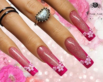 Uñas francesas rosas con adornos florales 3D/Uñas postizas de gel de lujo