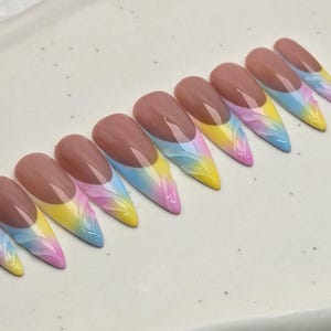 Luxury custom press on nails/rainbow nails/spring nails/pastel nails/easter nails/french tip nails/short nails/xl nails/cute nails/tidied