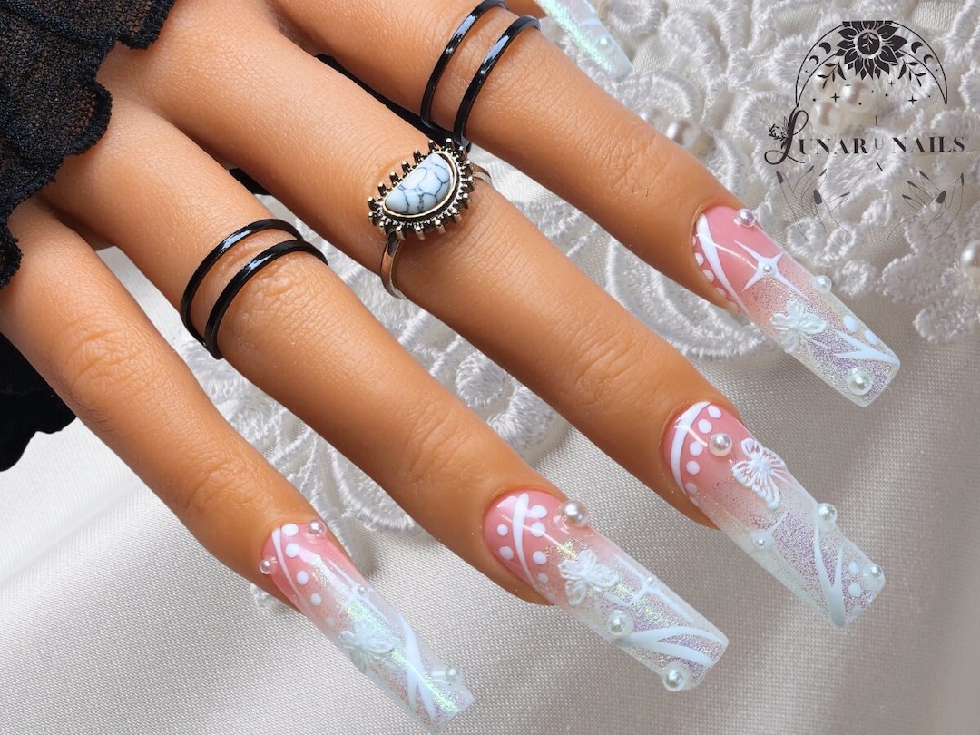 Elegant Ombre Nail Art Inspiration