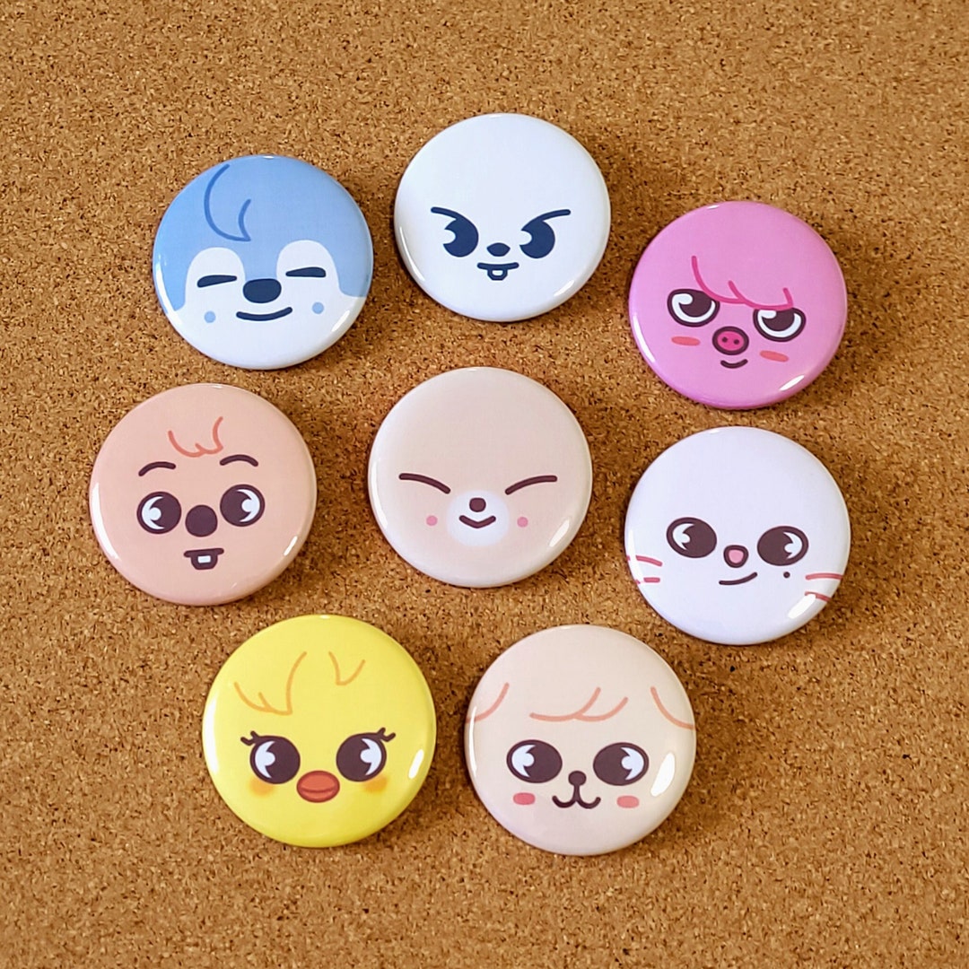 Straykids SKZOO 展示会 ピンバッチ 8種 コンプ STRAY KIDS SKZOO ピンバッジ | ピン | Kpopバッジ | かわいい動物