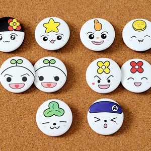 ATEEZ Teez-mon Pinback Botones / Pines / Insignias Kpop / Imanes de personajes lindos / Conjunto de miembros / Merch para Atiny / Accesorio portátil