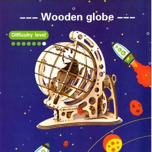 Puede incluir: Un kit de modelo de globo terráqueo de madera con un nivel de dificultad de 5 de 5. El globo está hecho de madera cortada con láser y presenta un mapa detallado del mundo. El kit incluye todas las piezas e instrucciones necesarias para ensamblar el globo.