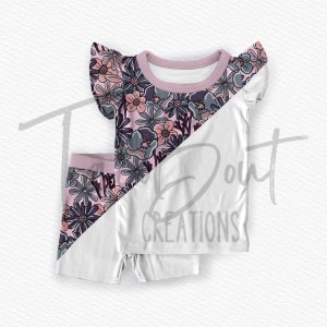 Short sleeve 2 piece flutter sleeve Pajama mock-up, realistic Procreate mock-up, realistic Photoshop mock-up, customizable pajama mockup