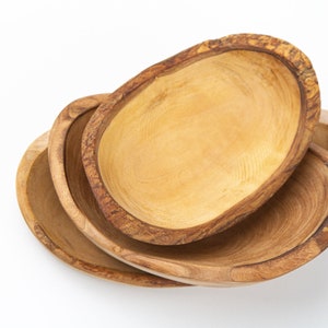 Olive Wooden Bowls Handmade,Set of 3 Wooden Bowls handmade from Olive Wood, small to medium sizes image 4