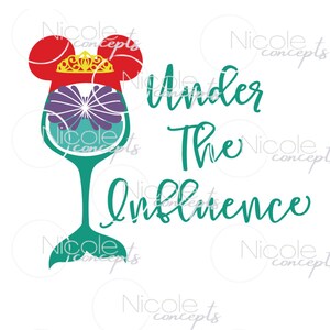 Vino Ariel sotto l'influenza SVG PNG File di taglio della Sirenetta Bere Festival del vino Divertente vacanza Maglietta da bere per adulti Download digitale