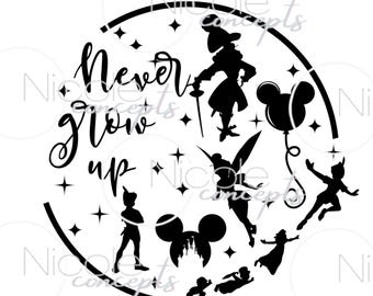 Nigdy nie dorastaj SVG PNG Plik cyfrowy - Koszulka do natychmiastowego pobrania - Koszulka z wakacjami rodzinnymi Piotrusia Pana Disney Magical Kingdom Myszka Dzwoneczek
