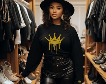 Women's Crown Sweatshirt, Graphic Queen Sweatshirt, Cute Mom Sweatshirt, Gift for Mom, Women's Sweater, Girl Gift, Gift for Wife, Cool Tee