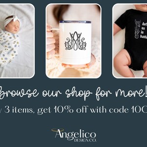 Pu&ograve; includere: Un collage di tre immagini che mostrano un bambino avvolto in un panno bianco, una tazza bianca con un monogramma nero e un body nero per neonato con il testo "defend us in battle". Il testo "browse our shop for more! buy 3 items, get 10% off with code 10OFF" &egrave; visualizzato sotto le immagini. Il testo "Angelico DESIGN CO." &egrave; visualizzato sotto il testo.