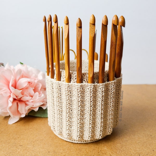 Crochet Hook & Needle Cup Pattern