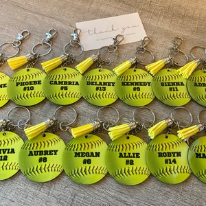 Softball Bat Bag Tag, Softball Coach Keychain, Softball Name Tag for Bag, Senior Night, Softball Gifts for Team, Softball Personalized Award