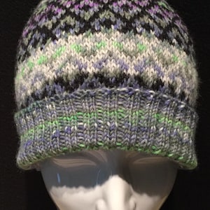 Men&#39;s hat, scratch-free, genuine handcraft, 56-58 cm head circumference, Norwegian pattern, hand-knitted.