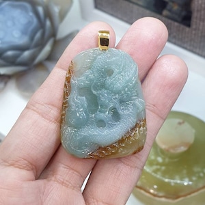 Two-toned Jade Dragon and 18K Gold Pendant