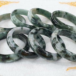 Random Pick Jade Bangle