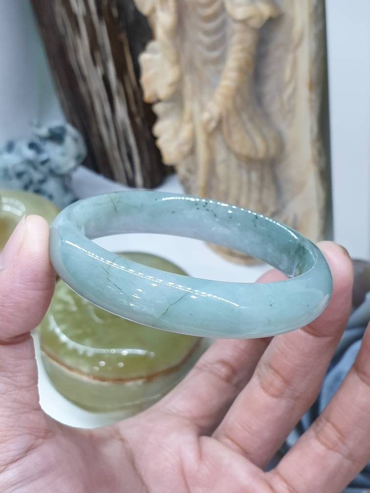青緑色翡翠バングル 楽天市場】翡翠 (ひすい) バングル『OCEAN』(円形/内径62.6mm