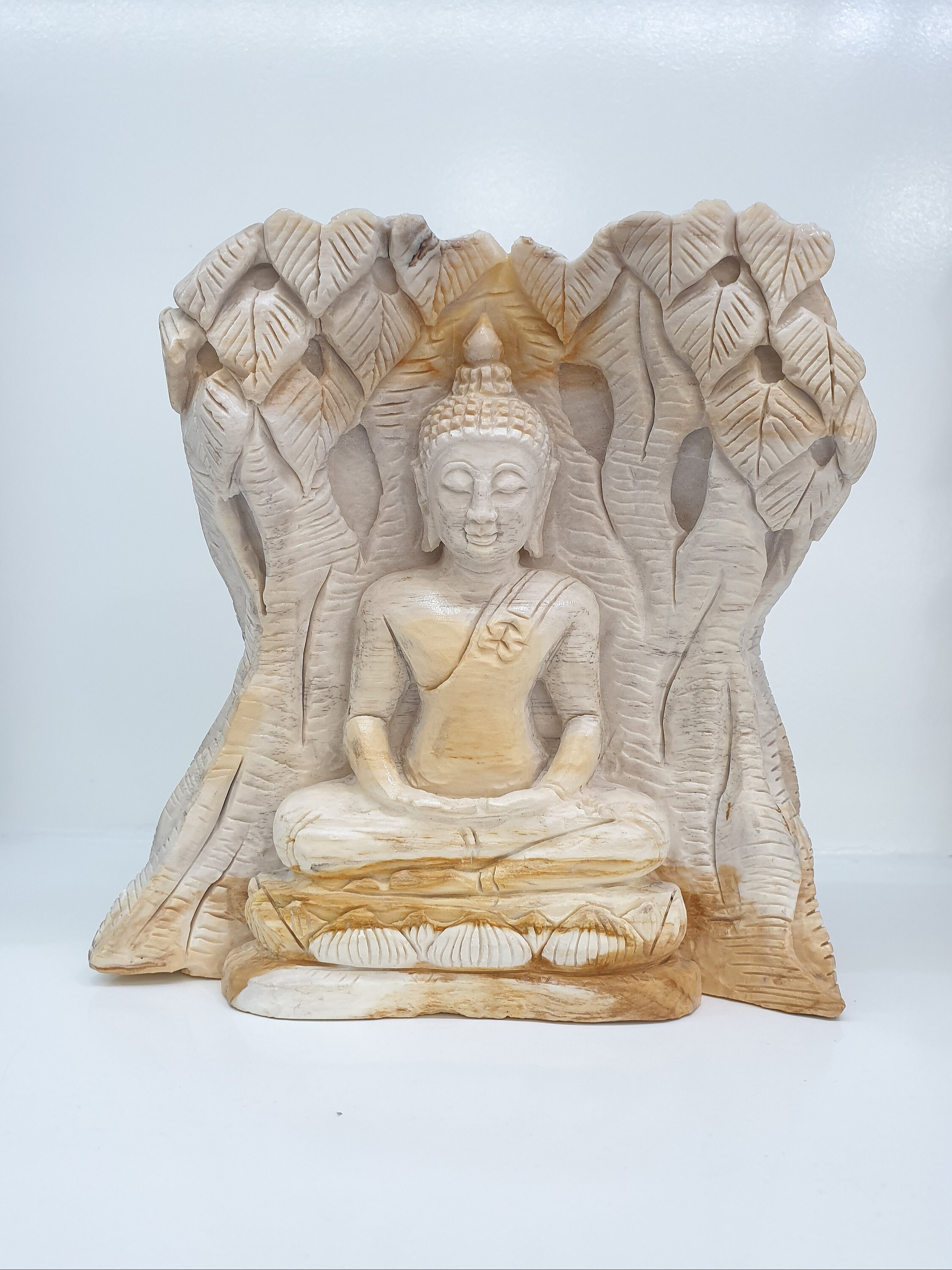 化石木仏像（6 x 3 x 5.9インチ） - Etsy 日本