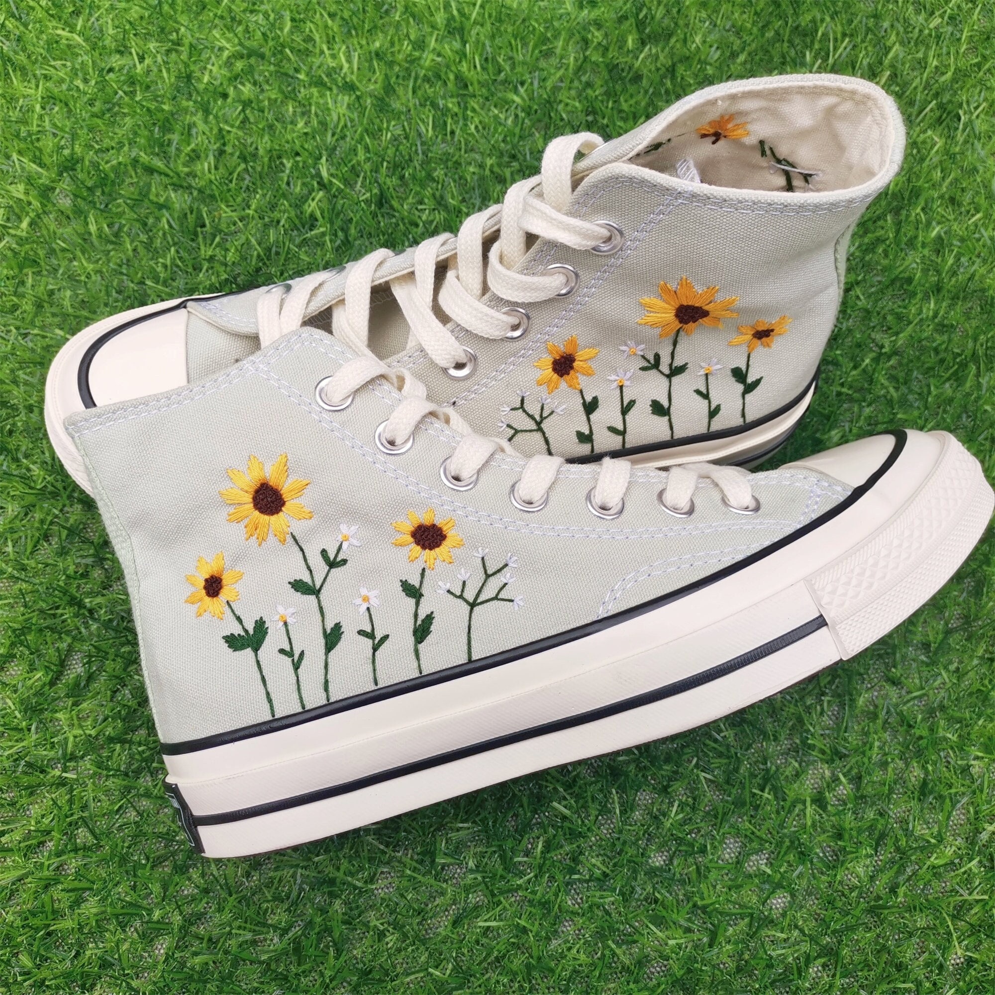 Custom Converse Embroidered Shoes Converse Chuck Taylor 1970s Custom ...