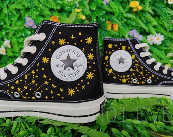 Tênis Converse Chuck Taylor bordados personalizados anos 70, com estampa de lua e estrela, para presente de casamento