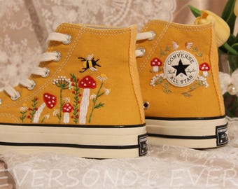 Converse Chuck Taylor bordado personalizado dos anos 70: tênis florais costurados à mão